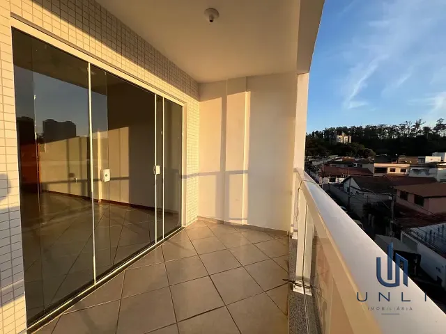 Cobertura / Penthouse 2 quartos e 2 banheiros, à venda, no bairro Sessenta em Volta Redonda