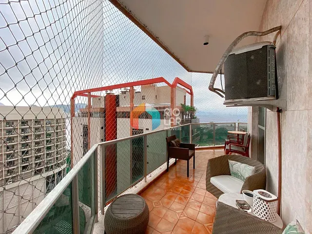 Cobertura / Penthouse com 420m² 4 quartos e 5 banheiros, à venda, no bairro Copacabana em Rio de Janeiro
