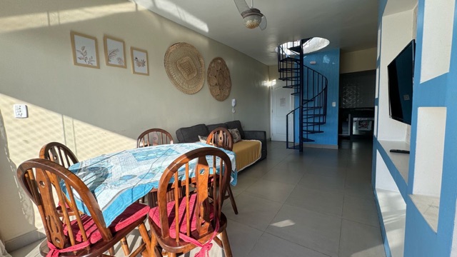Cobertura / Penthouse com 1230m² 4 quartos e 3 banheiros, à venda, no bairro Centro em Cabo Frio