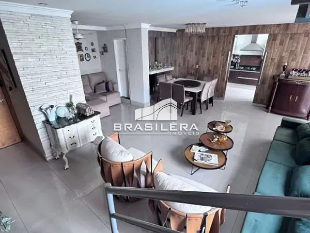 Cobertura / Penthouse com 160m² 3 quartos e 5 banheiros, à venda, no bairro Serrinha em Goiânia