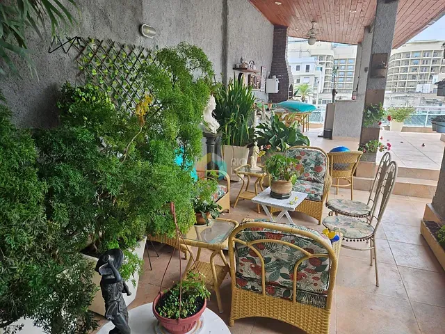 Cobertura / Penthouse com 202m² 3 quartos e 1 banheiro, à venda, no bairro Copacabana em Rio de Janeiro