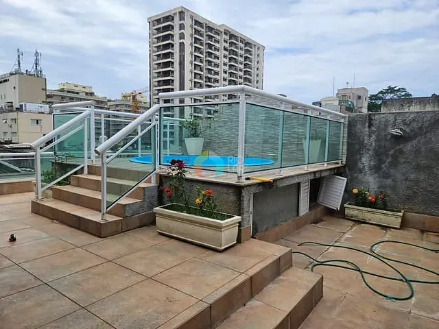Cobertura / Penthouse com 202m² 3 quartos e 1 banheiro, à venda, no bairro Copacabana em Rio de Janeiro