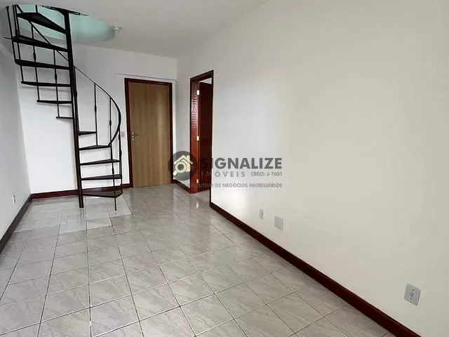 Cobertura / Penthouse com 110m² 3 quartos e 2 banheiros, à venda, no bairro Braga em Cabo Frio