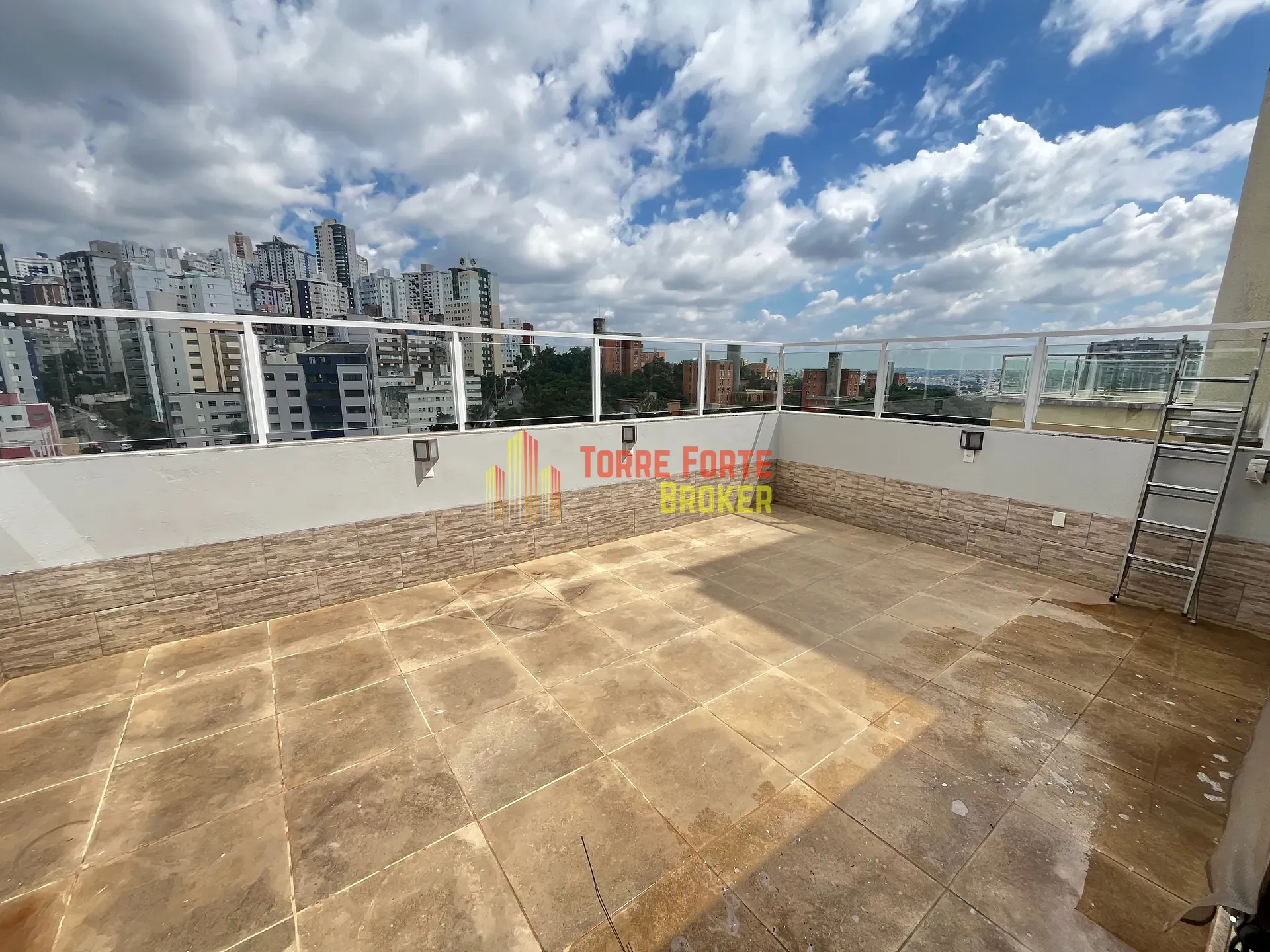 Cobertura, 4 quartos, 200 m² - Foto 1