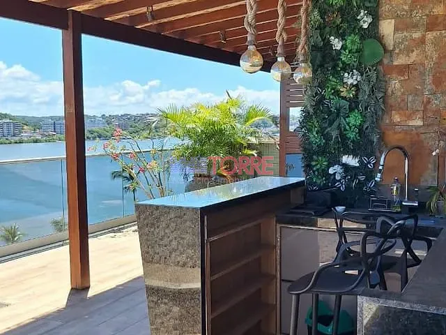 Cobertura / Penthouse com 219m² 4 quartos e 6 banheiros, à venda ou para alugar, no bairro Pontal em Ilhéus