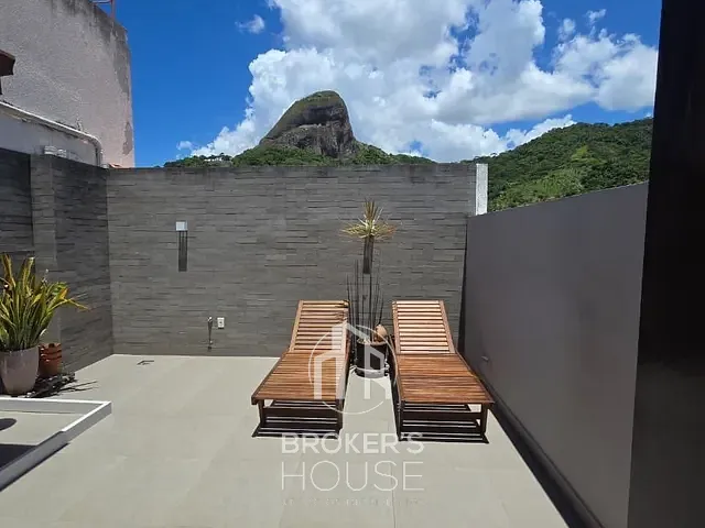 Cobertura / Penthouse 2 quartos e 3 banheiros, à venda, no bairro Maruípe em Vitória