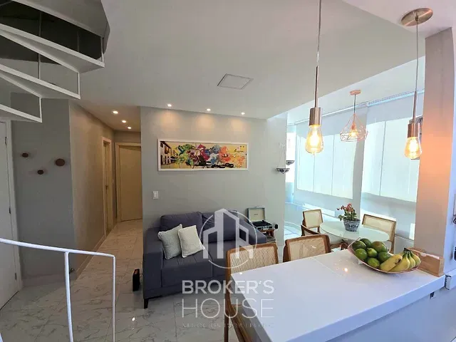 Cobertura / Penthouse 2 quartos e 3 banheiros, à venda, no bairro Maruípe em Vitória