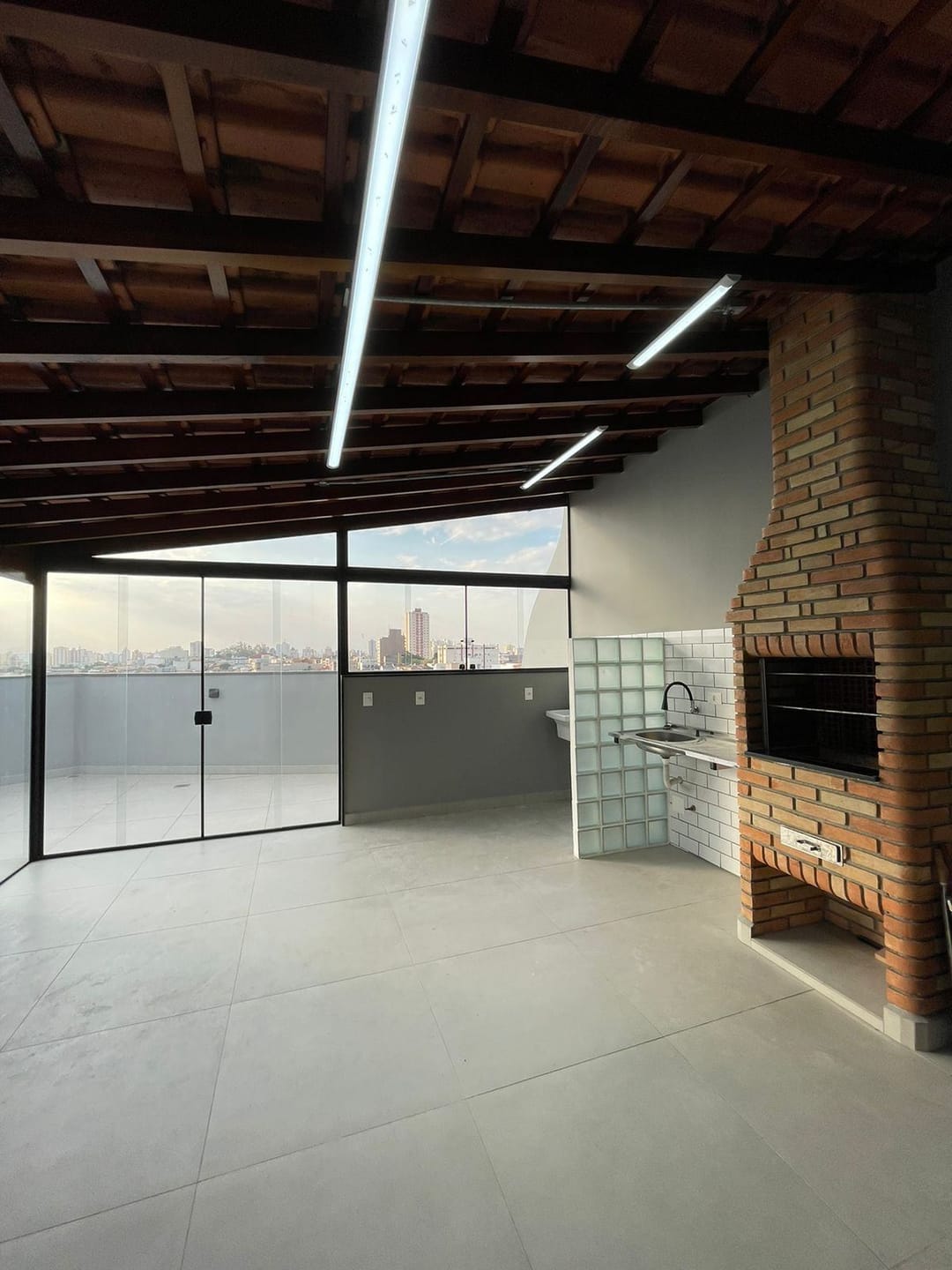 Cobertura à venda 3 Quartos, 1 Suite, 2 Vagas, 170M², Nova Gerty, São Caetano do Sul - SP 