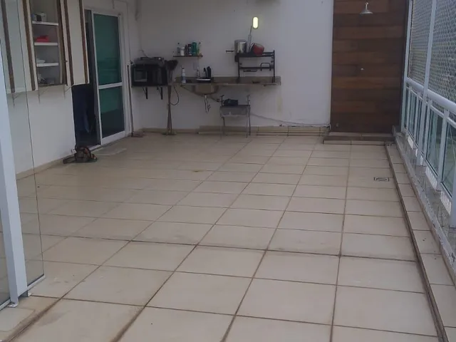 Cobertura / Penthouse 2 quartos e 2 banheiros, à venda, no bairro Itaipu em Niterói