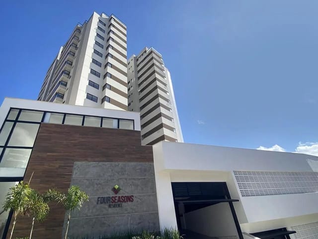 Cobertura / Penthouse com 535m² 5 quartos e 6 banheiros, à venda, no bairro Granbery em Juiz de Fora