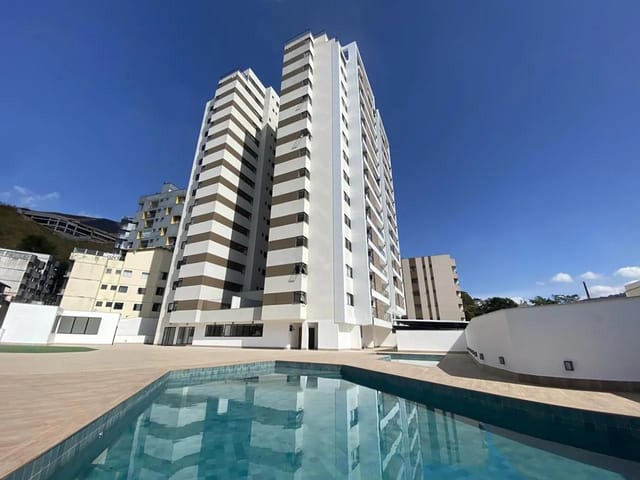 Cobertura / Penthouse com 535m² 5 quartos e 6 banheiros, à venda, no bairro Granbery em Juiz de Fora