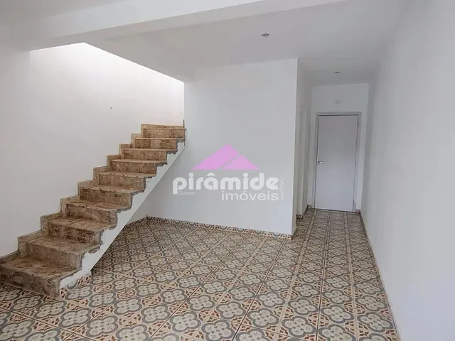 Cobertura / Penthouse com 166m² 4 quartos e 3 banheiros, para alugar, no bairro Cidade Jardim em Caraguatatuba