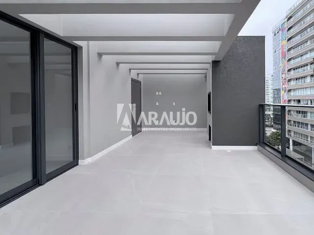 Cobertura / Penthouse 4 quartos e 4 banheiros, à venda, no bairro Praia Brava em Itajaí
