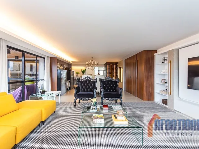 Cobertura / Penthouse 5 quartos e 10 banheiros, à venda, no bairro Bigorrilho em Curitiba