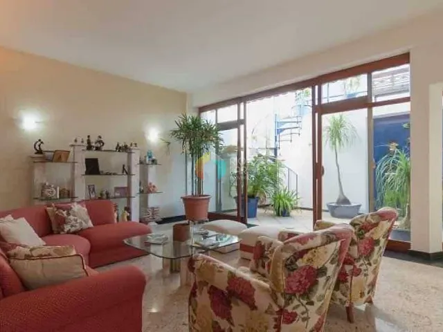 Cobertura / Penthouse com 400m² 3 quartos e 6 banheiros, à venda, no bairro Lagoa em Rio de Janeiro