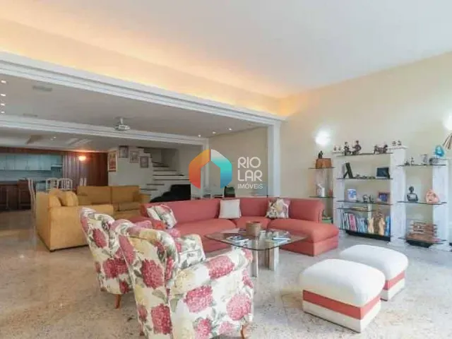 Cobertura / Penthouse com 400m² 3 quartos e 6 banheiros, à venda, no bairro Lagoa em Rio de Janeiro