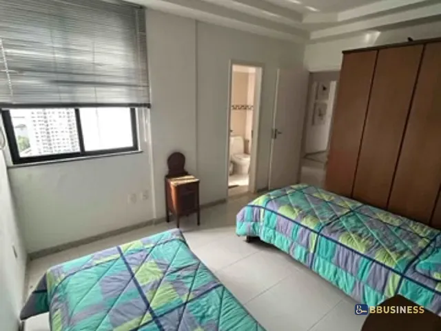Cobertura / Penthouse com 450m² 3 quartos e 4 banheiros, à venda ou para alugar, no bairro Centro em Campos dos Goytacazes