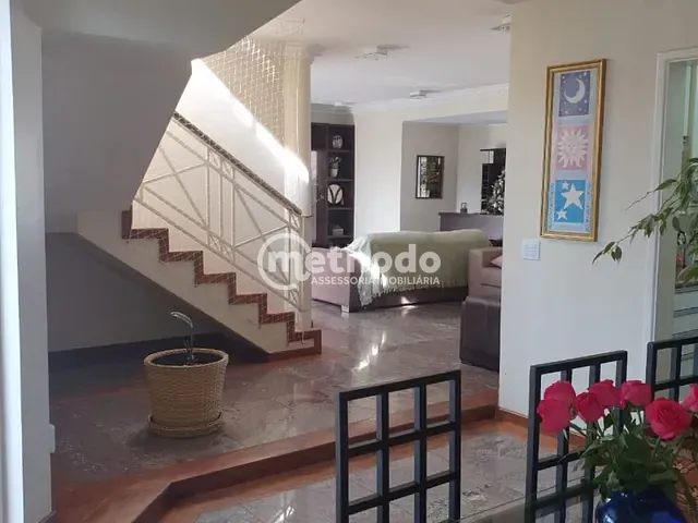 Cobertura / Penthouse com 230m² 3 quartos e 5 banheiros, à venda, no bairro Vila Itapura em Campinas