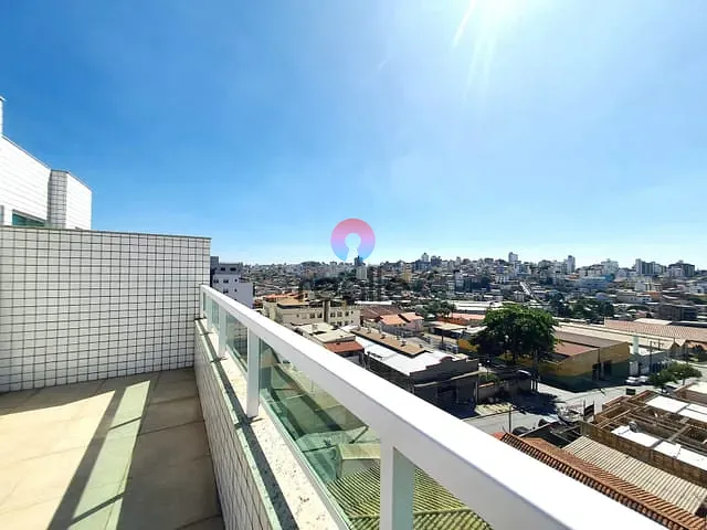 Cobertura / Penthouse com 250m² 3 quartos e 3 banheiros, à venda, no bairro Inconfidentes em Contagem