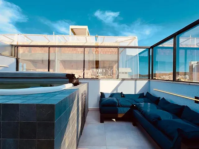 Cobertura / Penthouse com 162m² 4 quartos e 4 banheiros, à venda, no bairro Palmas em Governador Celso Ramos
