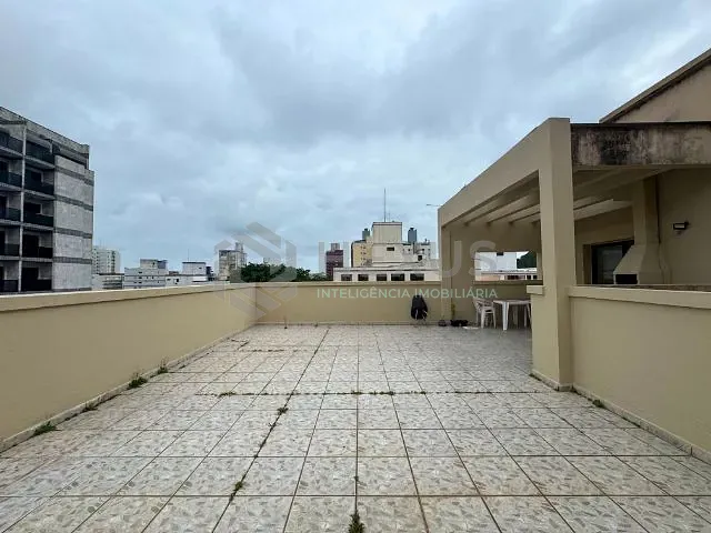 Cobertura / Penthouse 3 quartos e 3 banheiros, à venda, no bairro Tombo em Guarujá