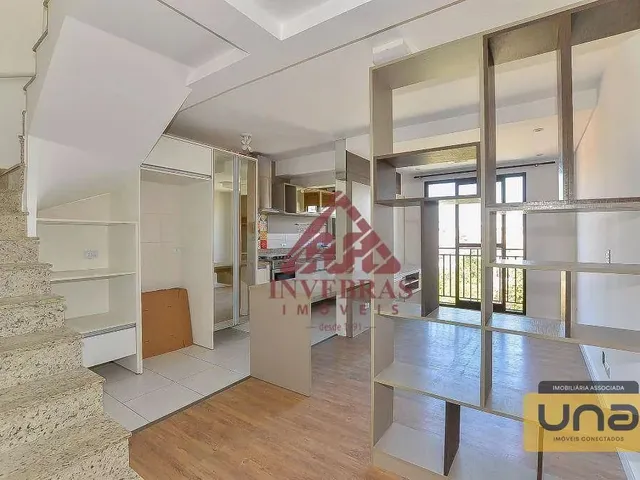 Cobertura / Penthouse 3 quartos e 3 banheiros, à venda, no bairro Água Verde em Curitiba