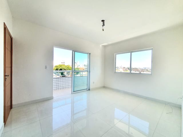 Cobertura / Penthouse com 240m² 3 quartos e 3 banheiros, à venda, no bairro Inconfidentes em Contagem