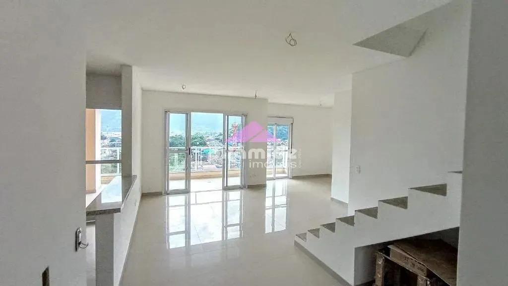 Cobertura, 3 quartos, 210 m² - Foto 1