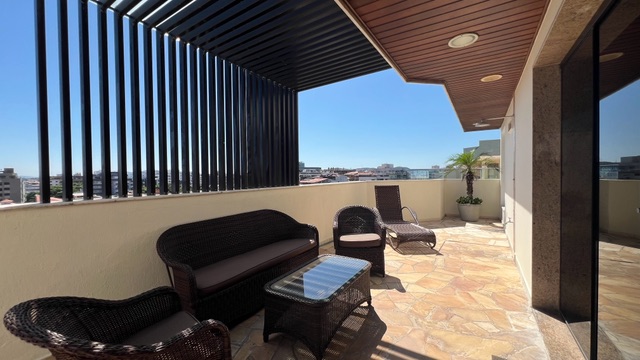 Cobertura / Penthouse 4 quartos e 6 banheiros, à venda, no bairro Braga em Cabo Frio