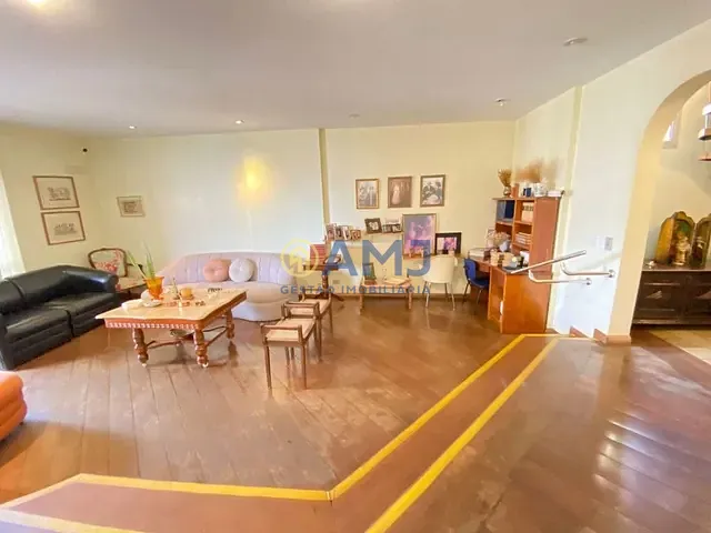 Cobertura / Penthouse 5 quartos e 4 banheiros, à venda, no bairro Setor Oeste em Goiânia