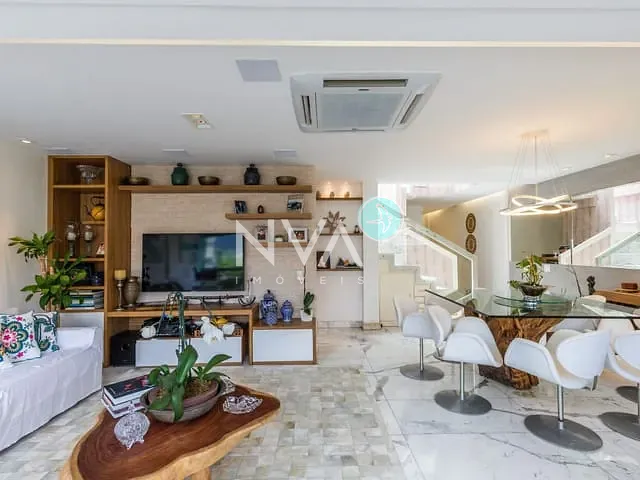 Cobertura / Penthouse com 324m² 4 quartos e 3 banheiros, à venda, no bairro Lagoa em Rio de Janeiro