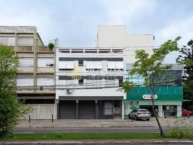 Cobertura / Penthouse com 227m² 3 quartos e 3 banheiros, à venda, no bairro São João em Porto Alegre