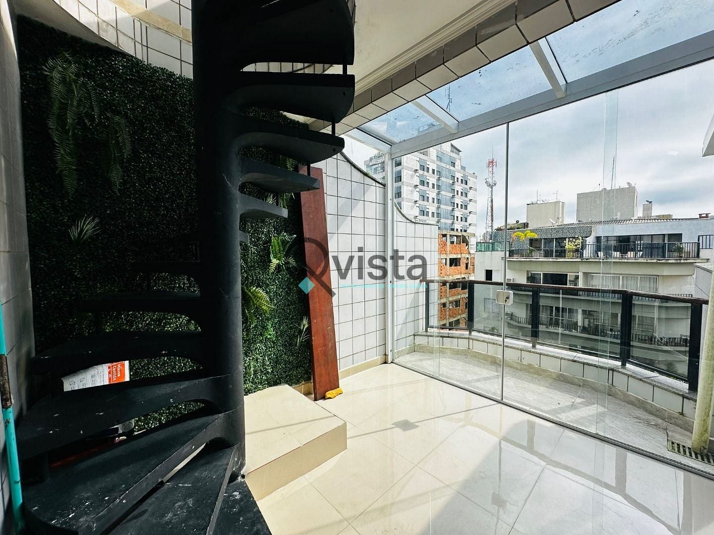 Cobertura à venda com 2 quartos, 236m² - Foto 13