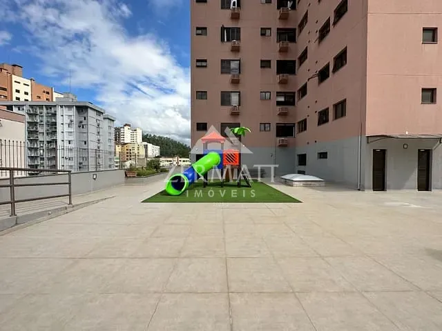 Cobertura / Penthouse com 376m² 5 quartos e 6 banheiros, à venda, no bairro Ponta Aguda em Blumenau