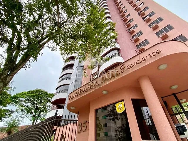 Cobertura / Penthouse com 376m² 5 quartos e 6 banheiros, à venda, no bairro Ponta Aguda em Blumenau