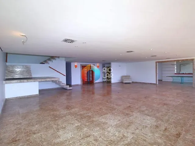 Cobertura / Penthouse com 653m² 4 quartos e 4 banheiros, à venda, no bairro Copacabana em Rio de Janeiro
