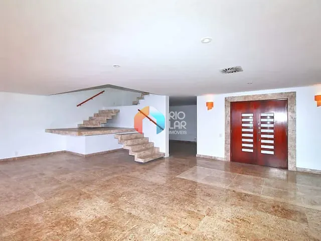 Cobertura / Penthouse com 653m² 4 quartos e 4 banheiros, à venda, no bairro Copacabana em Rio de Janeiro