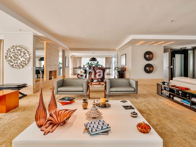 Cobertura / Penthouse com 521m² 4 quartos e 5 banheiros, à venda ou para alugar, no bairro Vila Mariana em São Paulo