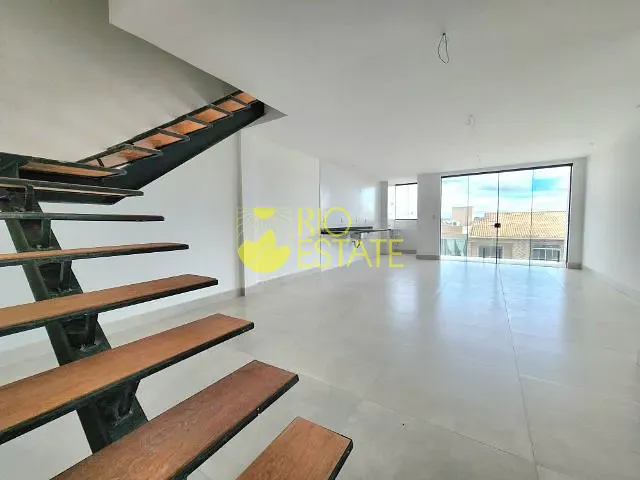 Cobertura / Penthouse com 180m² 3 quartos e 3 banheiros, à venda, no bairro Jardim Amália em Volta Redonda