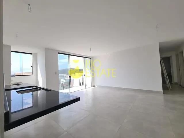 Cobertura / Penthouse com 180m² 3 quartos e 3 banheiros, à venda, no bairro Jardim Amália em Volta Redonda