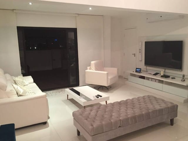 Cobertura / Penthouse com 180m² 3 quartos e 5 banheiros, à venda, no bairro Indianópolis em São Paulo