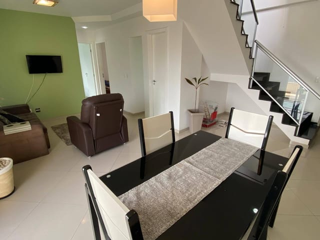 Cobertura / Penthouse 4 quartos e 4 banheiros, à venda, no bairro Braga em Cabo Frio