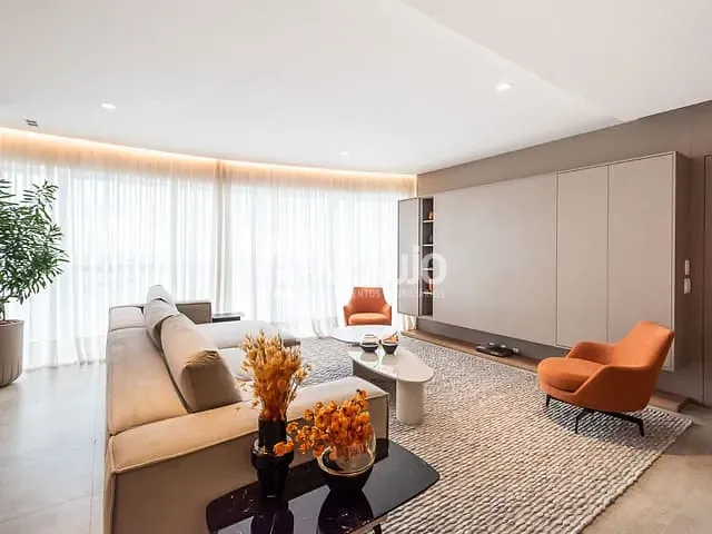 Cobertura / Penthouse com 556m² 3 quartos e 5 banheiros, à venda, no bairro Fazenda em Itajaí
