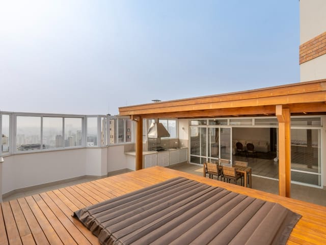 Cobertura / Penthouse com 488m² 4 quartos e 6 banheiros, à venda, no bairro Vila Suzana em São Paulo