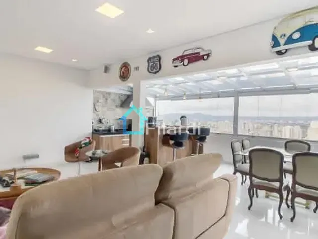 Cobertura / Penthouse 4 quartos e 5 banheiros, à venda, no bairro Santa Cecília em São Paulo