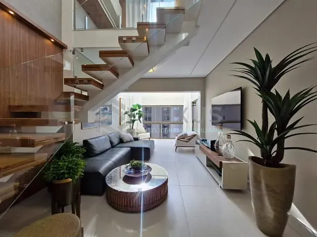 Cobertura / Penthouse com 415m² 5 quartos e 6 banheiros, à venda, no bairro Jardim Astúrias em Guarujá