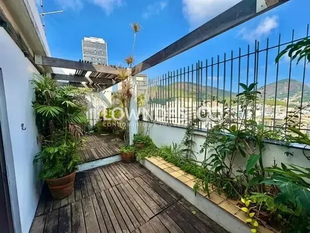 Cobertura / Penthouse com 203m² 3 quartos e 2 banheiros, à venda, no bairro Botafogo em Rio de Janeiro