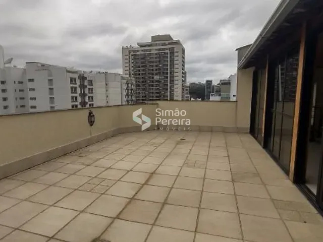 Cobertura / Penthouse com 420m² 4 quartos e 7 banheiros, à venda, no bairro Centro em Juiz de Fora
