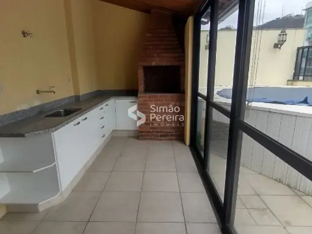 Cobertura / Penthouse com 420m² 4 quartos e 7 banheiros, à venda, no bairro Centro em Juiz de Fora