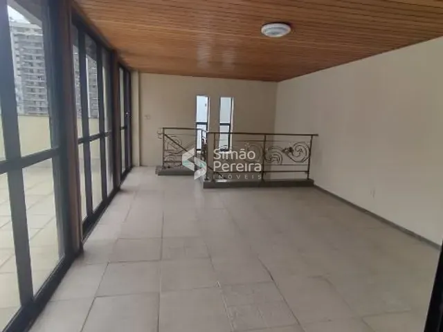 Cobertura / Penthouse com 420m² 4 quartos e 7 banheiros, à venda, no bairro Centro em Juiz de Fora